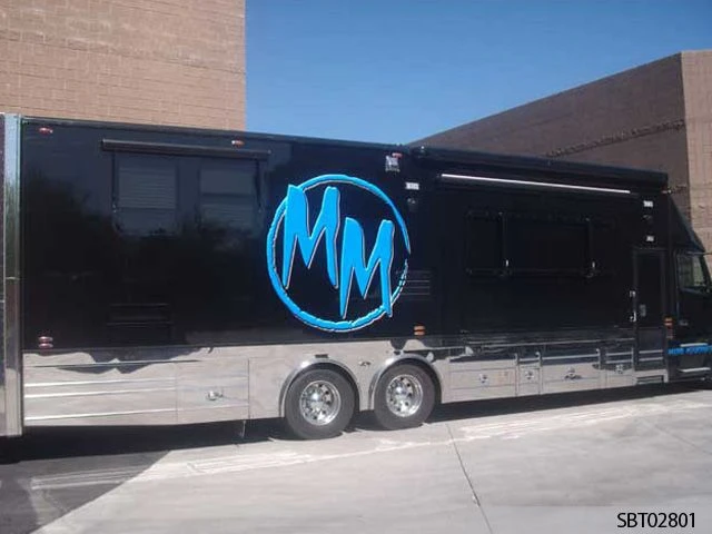 Vehicle Lettering & Graphics