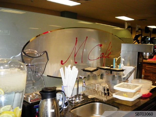 Vinyl Graphics & Lettering in [city]