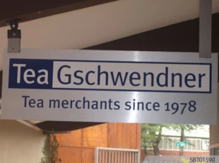 Retail Custom Outdoor Metal Signs