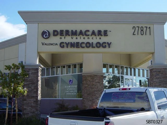 Outdoor Dimensional Lettering