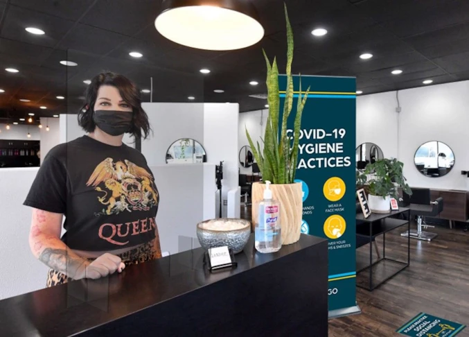 Protection Screen and Banner Stand for Salon