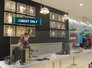 Retail Counter Protection Screen