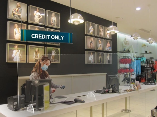 Retail Counter Protection Screen