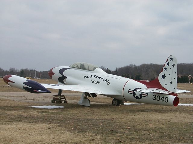 Airplane used as Airport sign