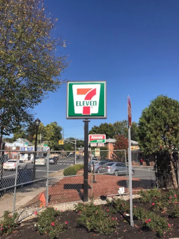 Pylon Signs
