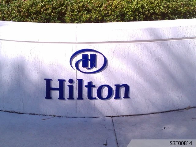 Outdoor Dimensional Lettering