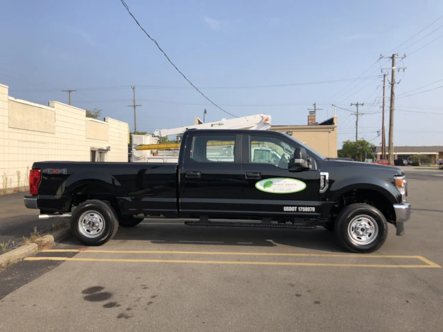 Custom Vehicle Lettering & Graphics