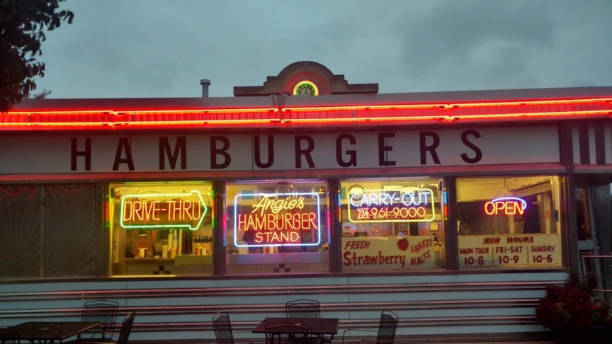 Outdoor Dimensional Lettering