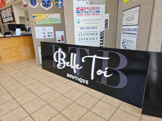 3D Signs & Dimensional Letters