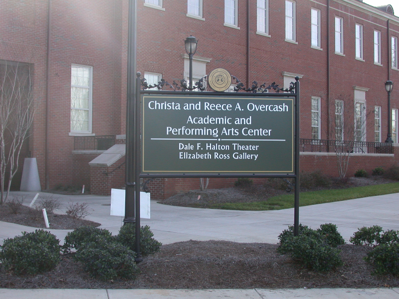 cut vinyl on aluminum w/ decorative accents