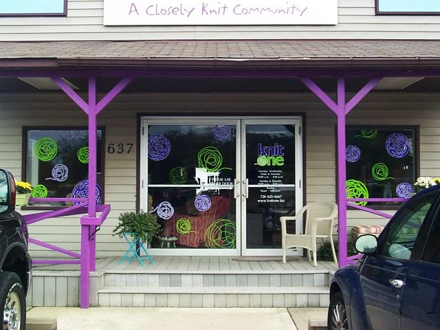Vinyl Graphics & Lettering in [city]