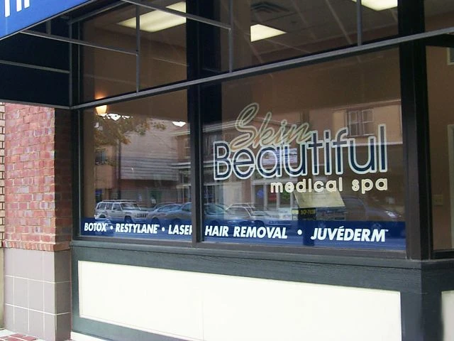 Vinyl Graphics & Lettering in [city]
