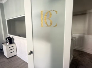 Window Graphics | Vinyl Logo | Frosted Vinyl