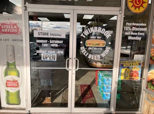 Window Graphics | Restaurants & Foodservice | Vinyl