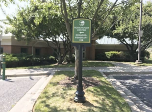 Directional Sign