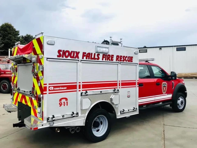 Vehicle Lettering & Graphics
