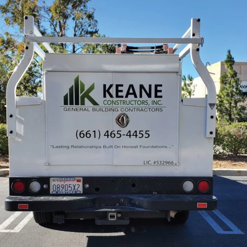 Custom Vehicle Lettering & Graphics
