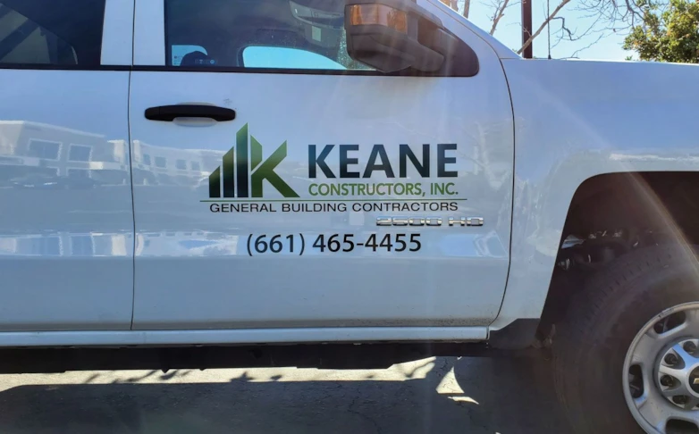 Custom Vehicle Lettering & Graphics