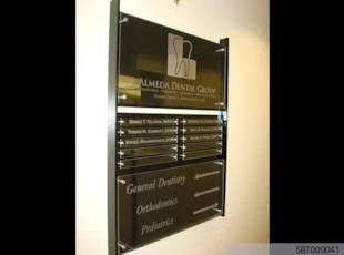 Dentist Interior Acrylic Directory