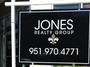 Real Estate Sign & Frame