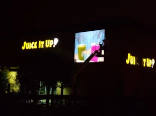 Lightboxes | Illuminated Dimensional Lettering & Logos