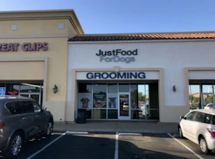 Non-Illuminated Exterior Dimensional Lettering & Logos | 3D Signs | Retail | Murrieta