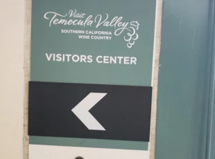 Directional & Wayfinding Signs
