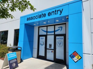 Dimensional Lettering & Logos | Sacramento, CA | Amazon | Vinyl Lettering & Graphics