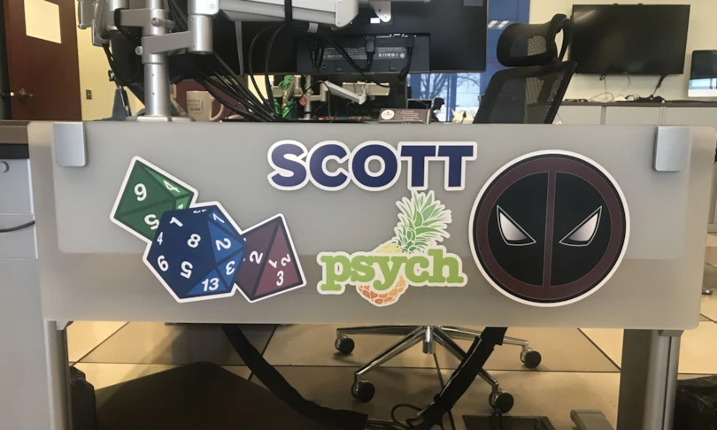 Custom workspace graphics for office