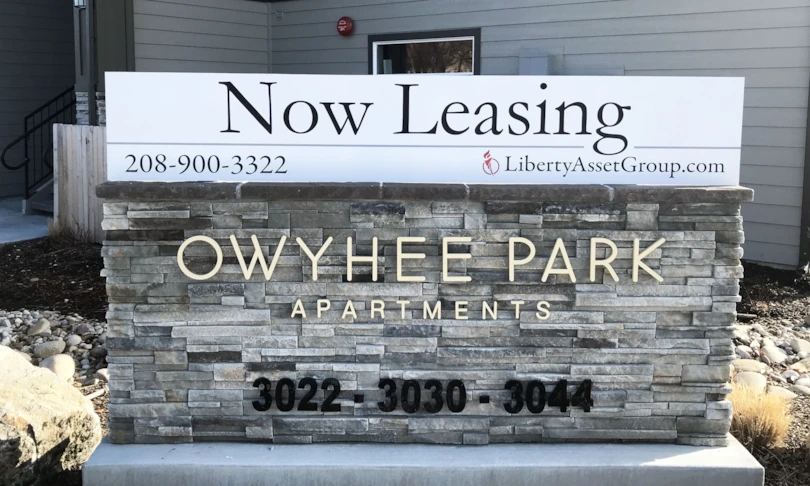 Digitally Printed rider added to monument sign