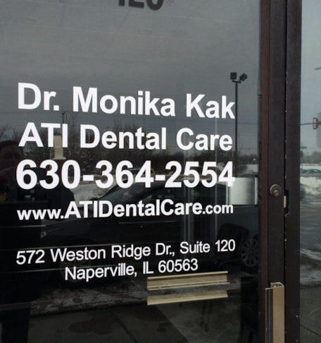 Vinyl Graphics & Lettering in [city]