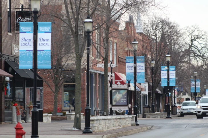 Outdoor Pole Banners