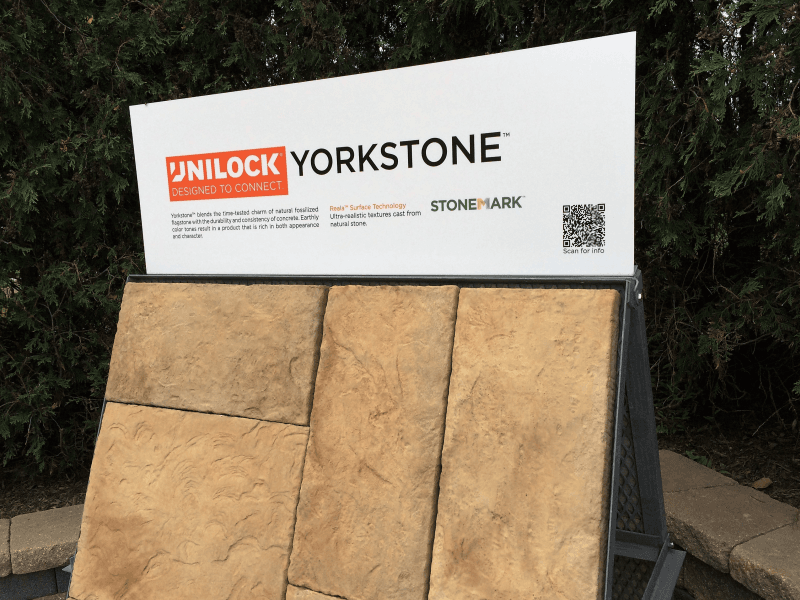 Point of Purchase display for a manufacturer