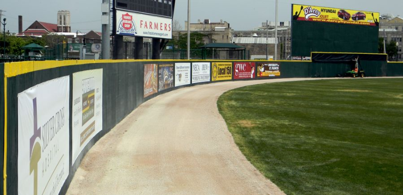 Vinyl and mesh banners