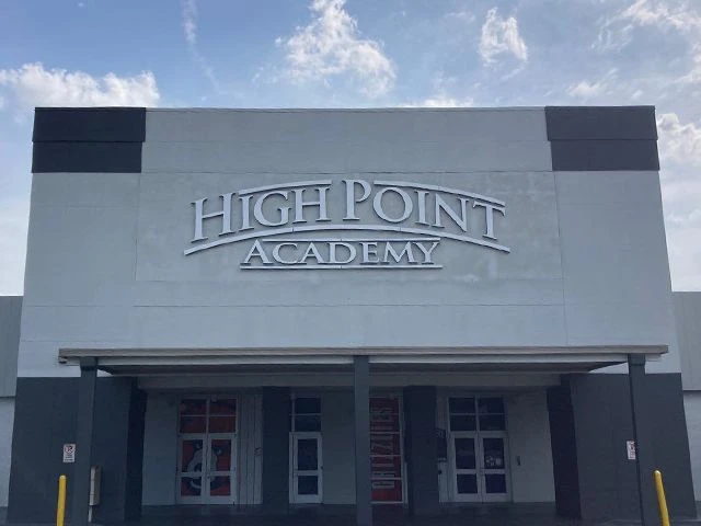 3D Signs & Dimensional Letters