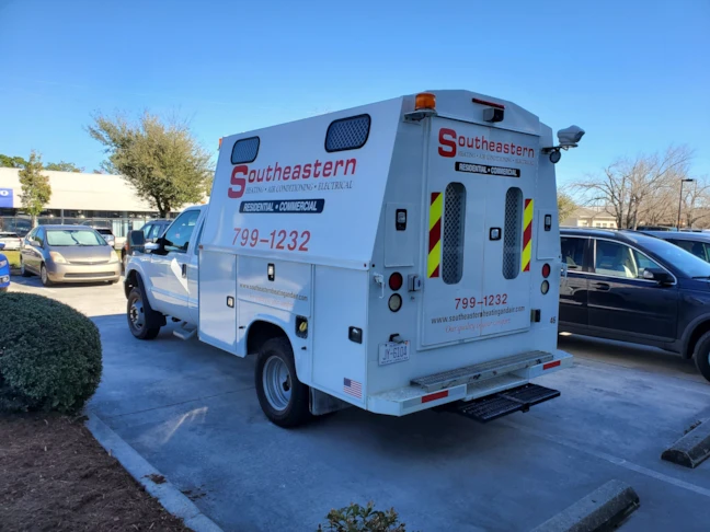 Custom Vehicle Lettering & Graphics