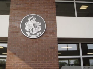 Cast Metal Plaques | Schools, Colleges & Universities | Arlington Heights | Metal