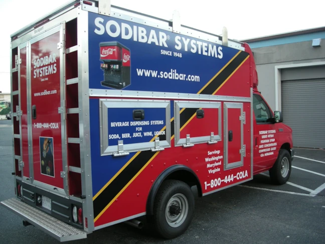 Custom Vehicle Lettering & Graphics