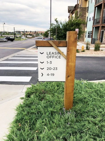 Directional Signs / Outdoor Signage