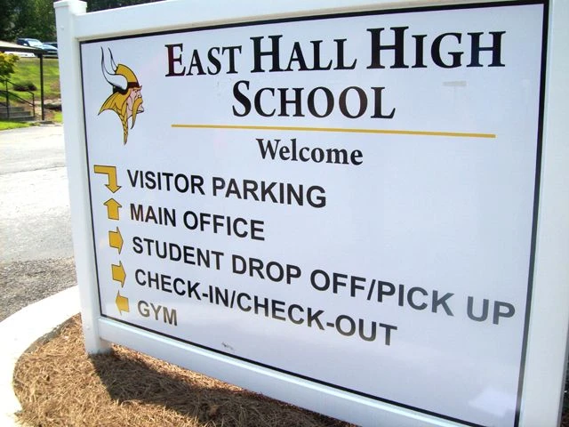 Parking Signs & Street Signs