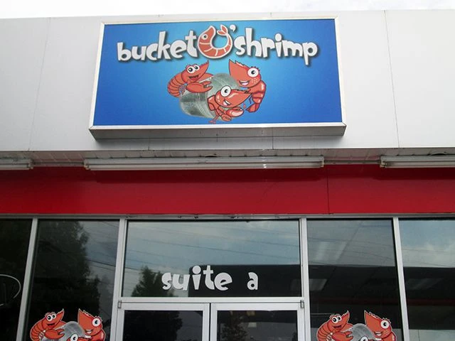 Lighted Signs - Outdoor
