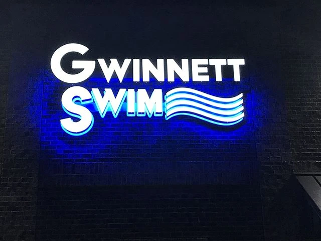 Lighted Signs - Outdoor 
