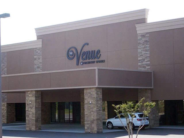 Lighted Signs - Outdoor