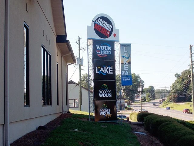 Outdoor Pole Banners