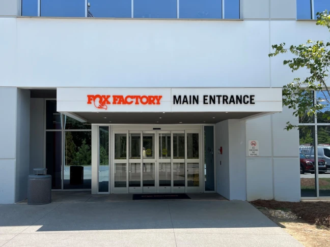 3D Signs & Dimensional Letters